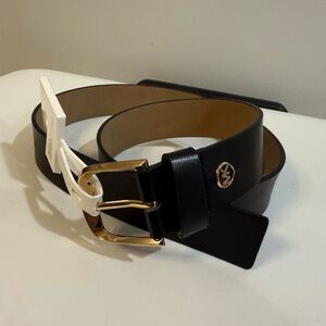 Michael Kors belt size L